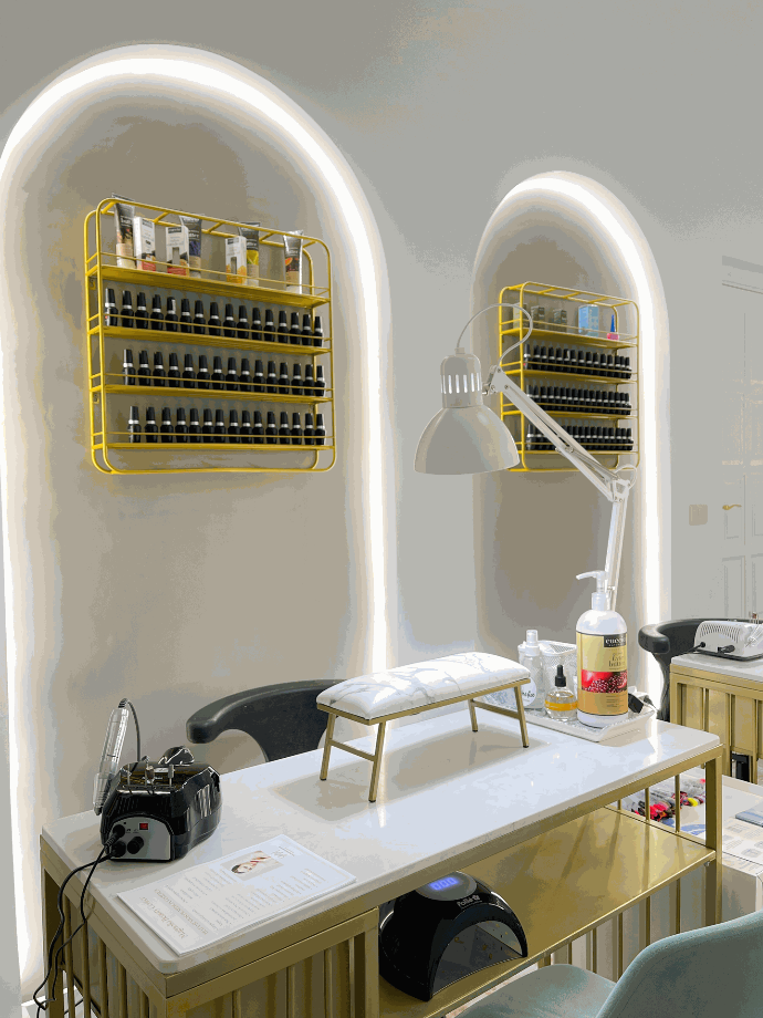 espacio de trabajo de magnolia beauty center
